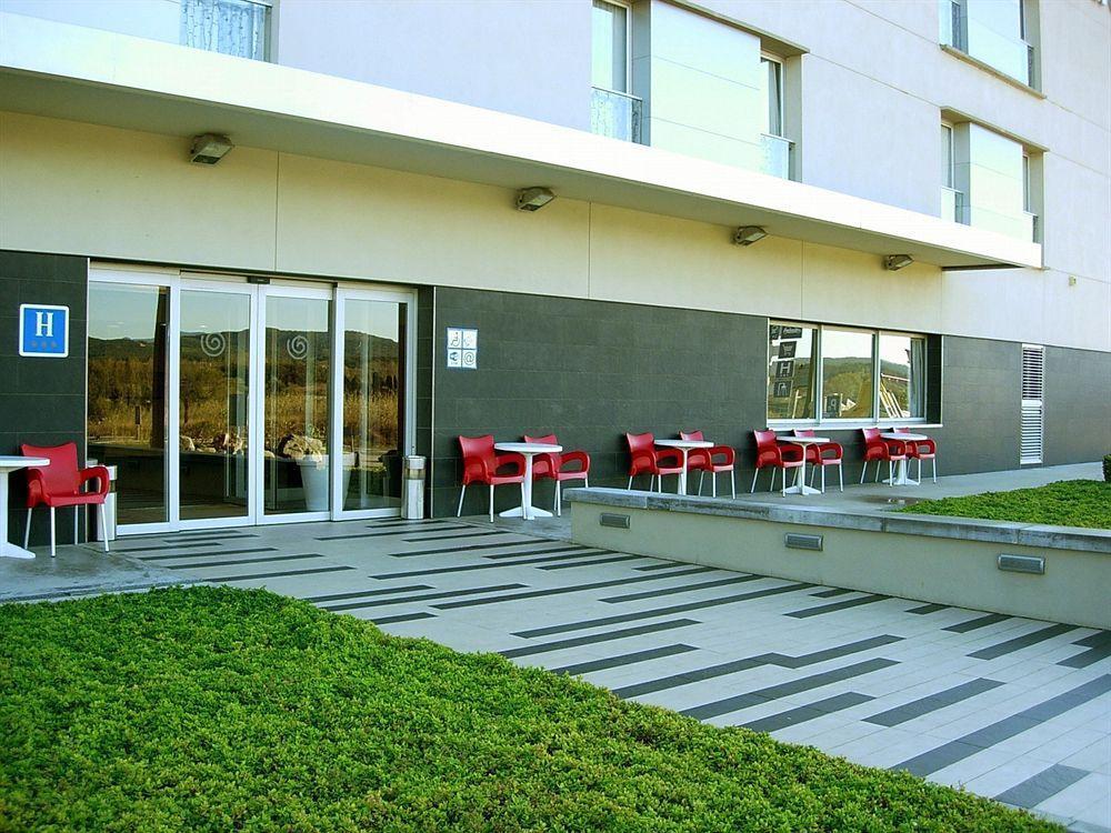 Tramuntana Hotel La Jonquera Exterior photo